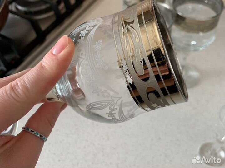 Рюмки на ножке/ фужеры/ бокалы