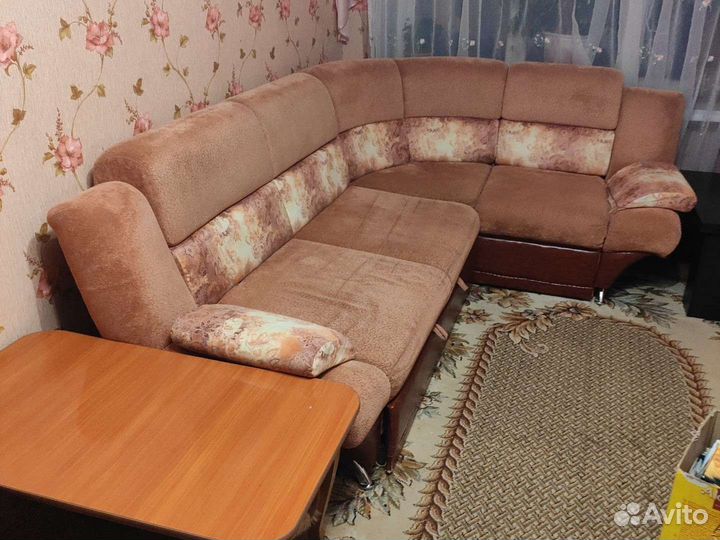 Угловой диван бу