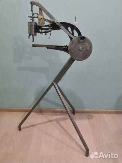 Швейная машинка версаль