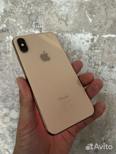 iPhone Xs, 64 ГБ