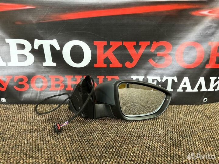 Зеркало боковое правое Volkswagen Passat B7