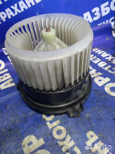 Моторчик печки. Toyota Estima минивен 2AZ-FE 2008