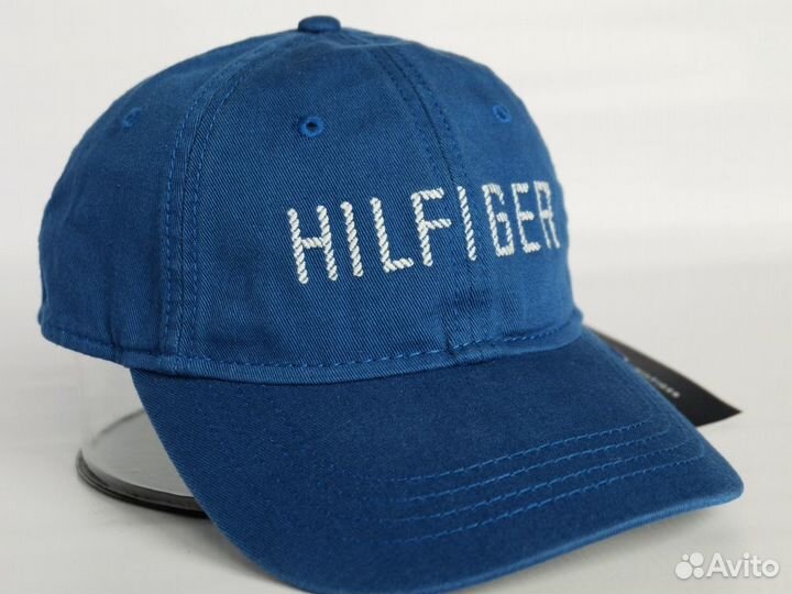 Классическая бейсболка 