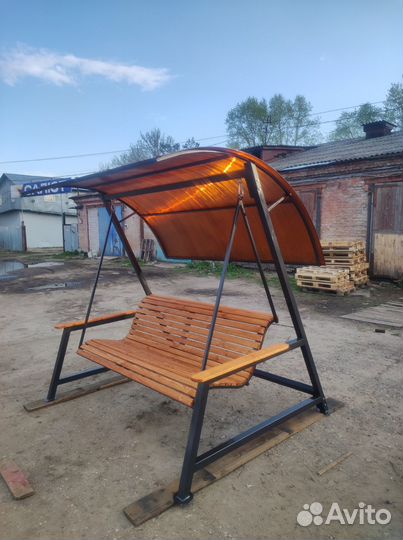 Садовая качель в стиле лофт