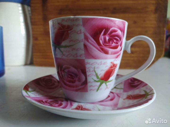 Сувенирная чайная пара с розами