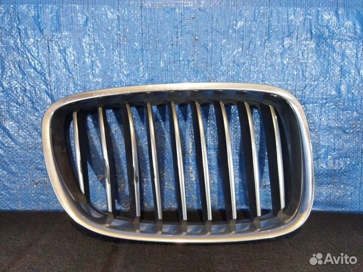 Решетка радиатора правая 5er F07 Gran Turismo