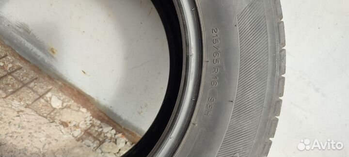 Michelin Latitude Tour HP 215/65 R16