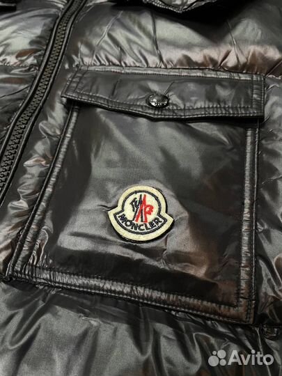 Зимний пуховик Moncler