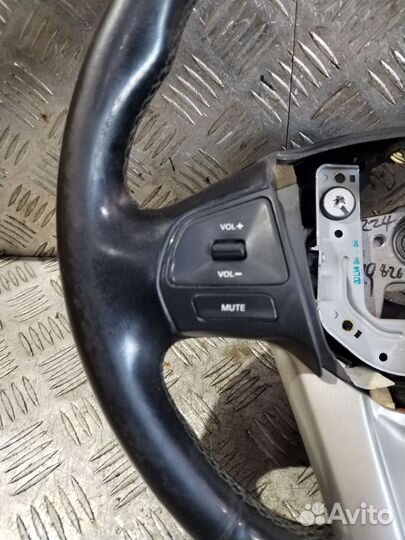 Руль с подогревом Kia Rio 3 дорестайлинг