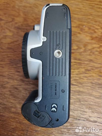 Зеркальный фотоаппарат Canon EOS 500