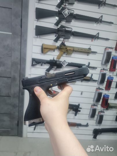Страйкбольный Пистолет WE Glock 34 Custom BK
