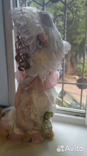 Большая фарфоровая кукла 80 см