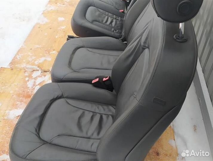 Сиденья комплект Audi Q7 (4LB) 2008