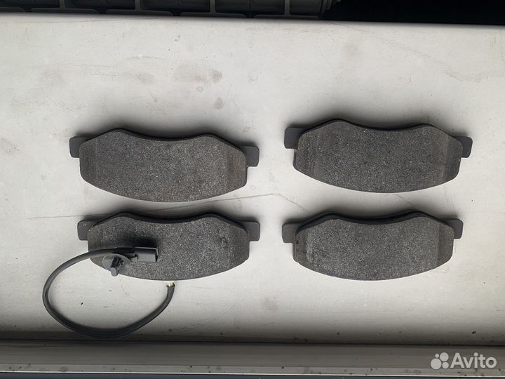 Тормозные диски и колодки