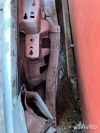 Крыло заднее левое Audi A4 B7