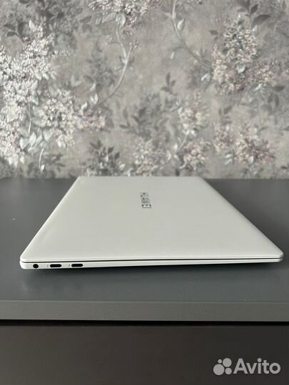 Huawei MateBook x pro i7 1360
