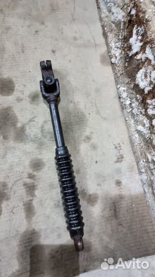 Нижний рулевой вал на lexus470