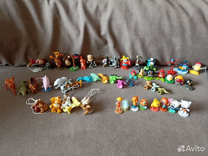 Игрушки из киндера и шаров chupa chups