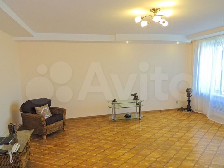 3-к. квартира, 137,4 м², 5/12 эт.