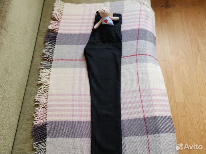 Джинсы zara с разрезами 34