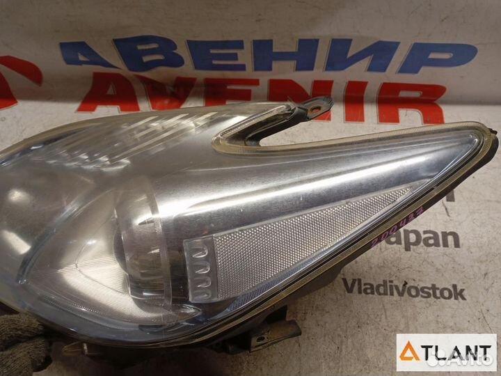 Фара передняя левая toyota prius