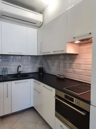 Квартира-студия, 52 м², 4/27 эт.