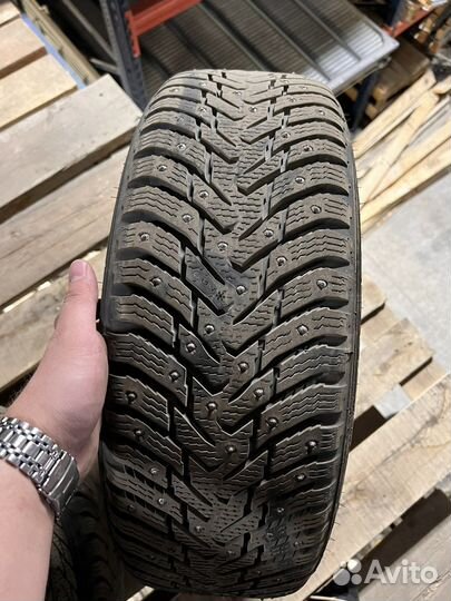 Nokian Tyres Hakkapeliitta 8 205/60 R16