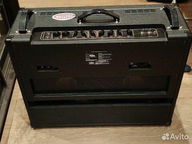 Ламповый комбоусилитель vox ac15c2