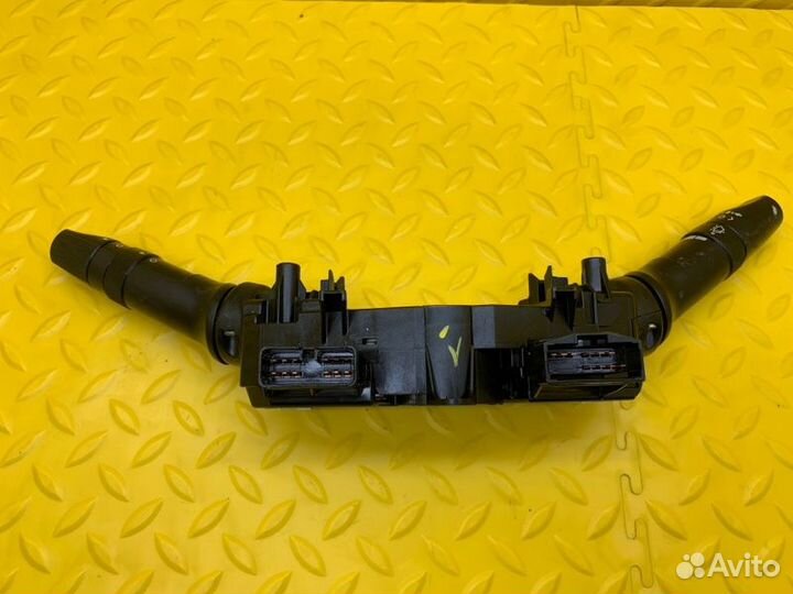 Подрулевой переключатель Hyundai Solaris седан