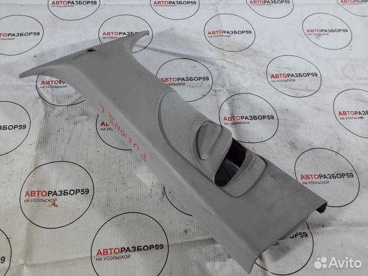 Обшивка средней стойки Ford Fusion