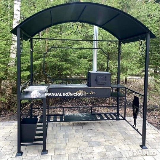 Беседка с мангалом