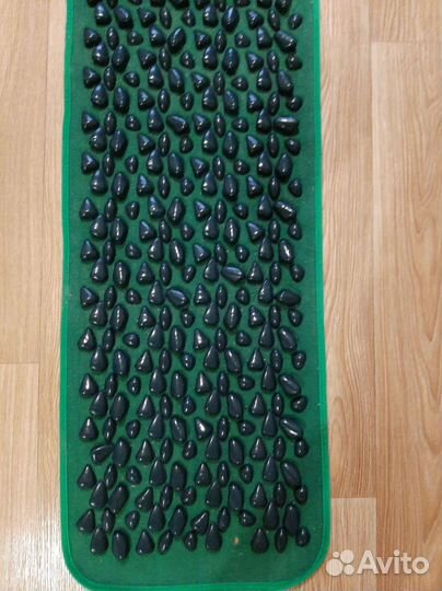 Массажный коврик с камнями