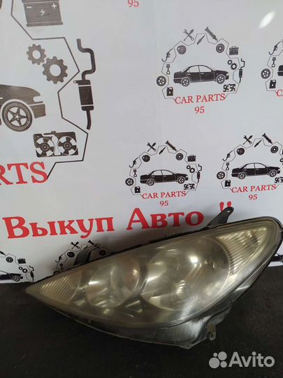 Фара для toyota estima