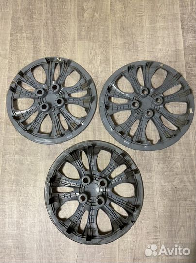 Колпаки б/у на Kia Rio 15r