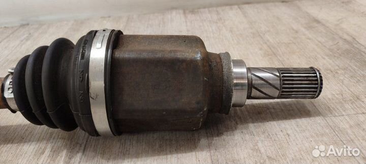 Привод передний правый Nissan Juke F15E HR16DE