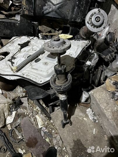 Отбойник переднего амортизатора BMW F10