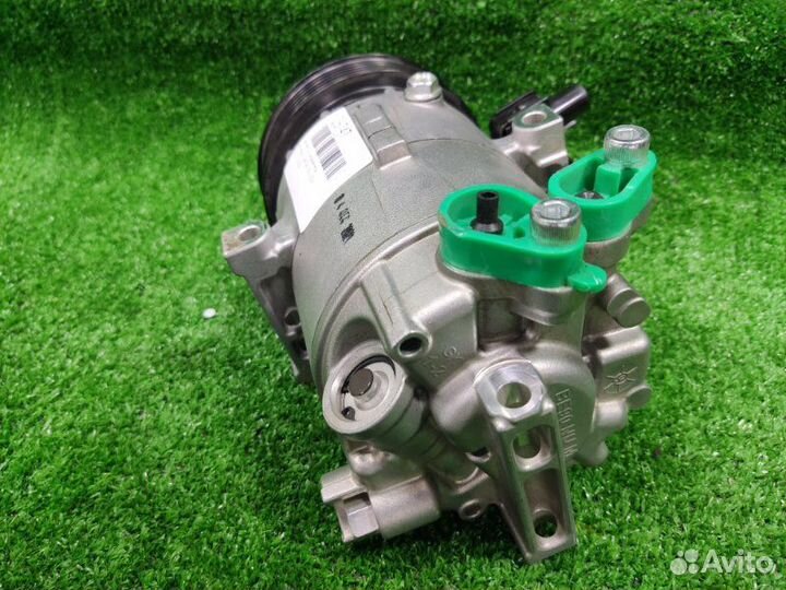 Компрессор кондиционера Hyundai Elantra 2011-2016