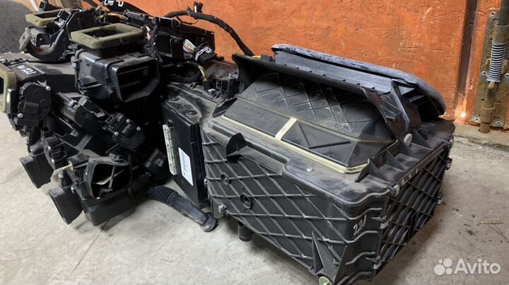 Корпус печки Mercedes w221