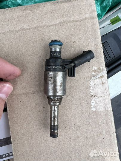 Форсунки ваг 06H906036G