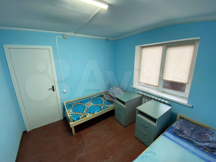 Комната 15 м² в 9-к., 3/3 эт.