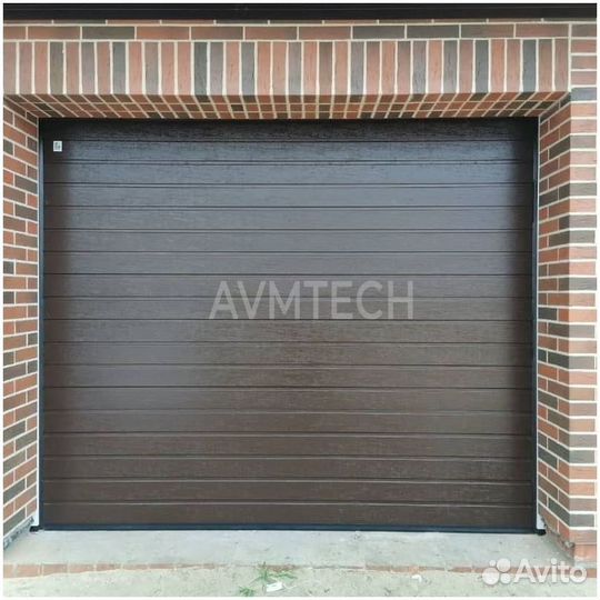 Секционные ворота