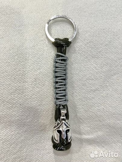 Темляк для ножа, брелок на ключи. Шлем античный