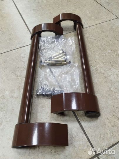 Ручка дверная скоба