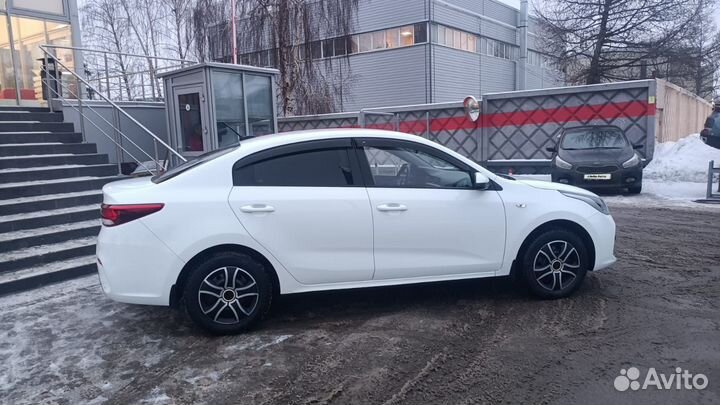 Kia Rio 1.4 AT, 2018, 107 256 км