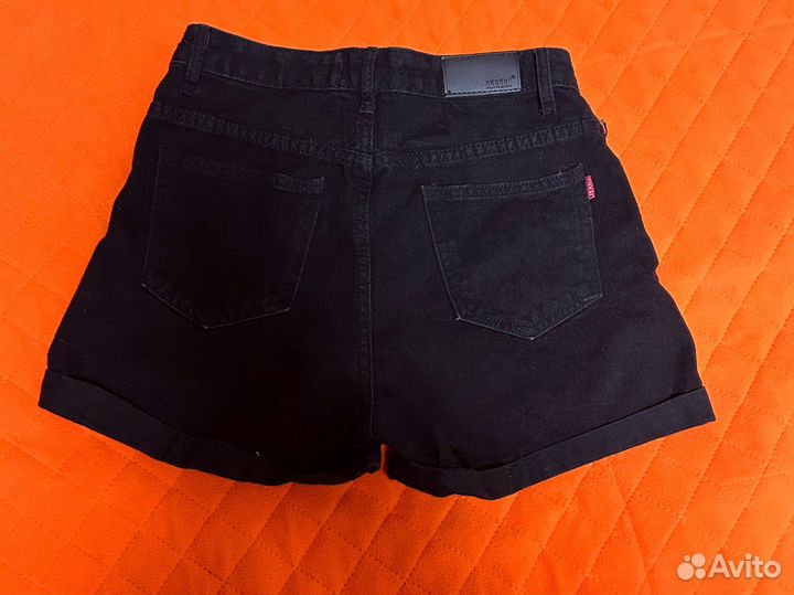 Джинсовые шорты