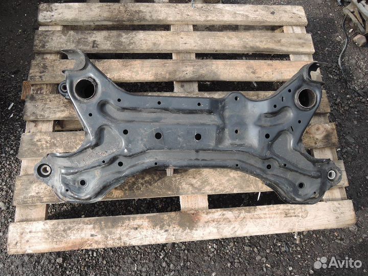 Подрамник передний Mitsubishi Galant 2003-2012