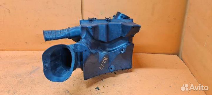 Корпус воздушного фильтра Cadillac Srx 3.6 2012