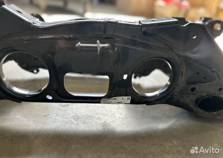 Подрамник Toyota rav4,Harrier/Hybrid,lexus NX