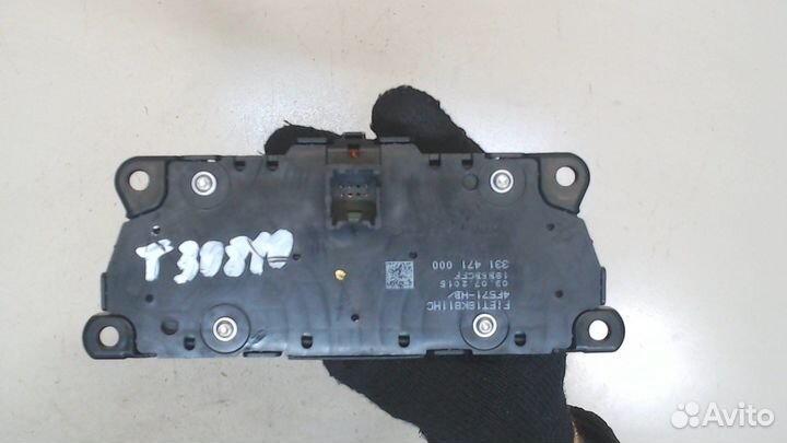 Панель управления магнитолой Ford Focus 3, 2015