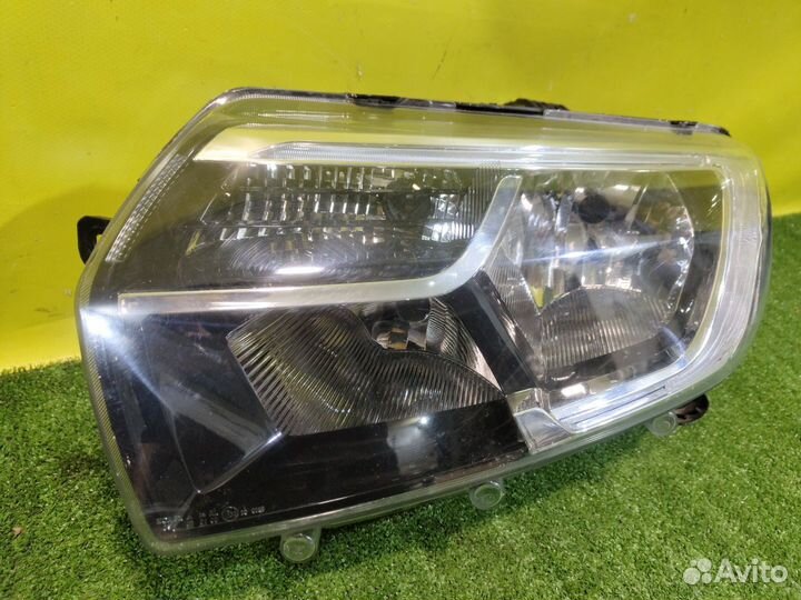 Фара левая Renault Logan II 2018
